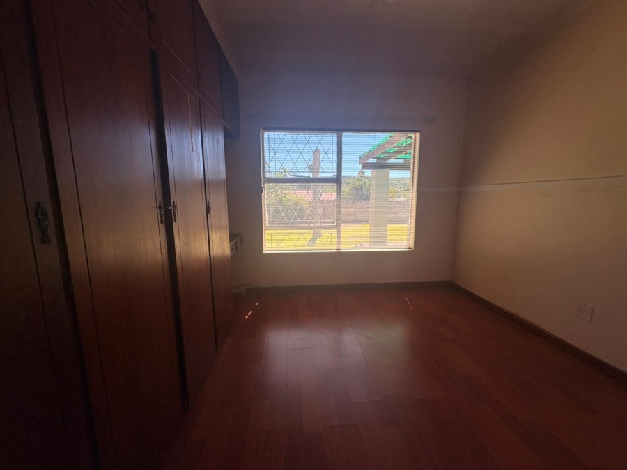 5 Bedroom Property for Sale in Dorchester Heights Eastern Cape